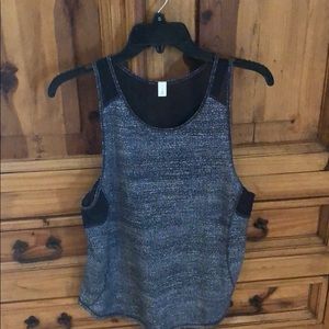 Lululemon athletic top